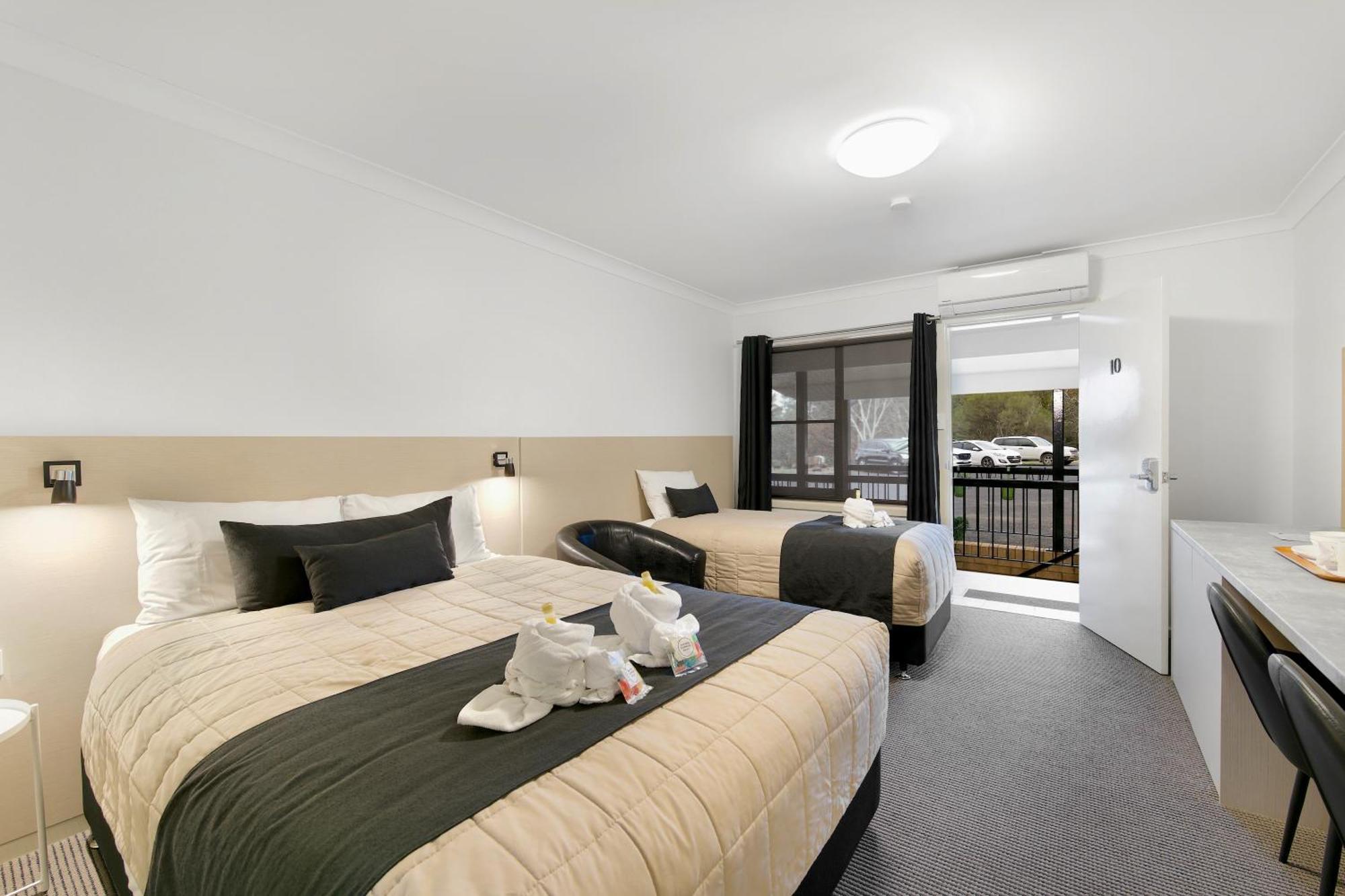 Kandos Fairways Motel Buitenkant foto